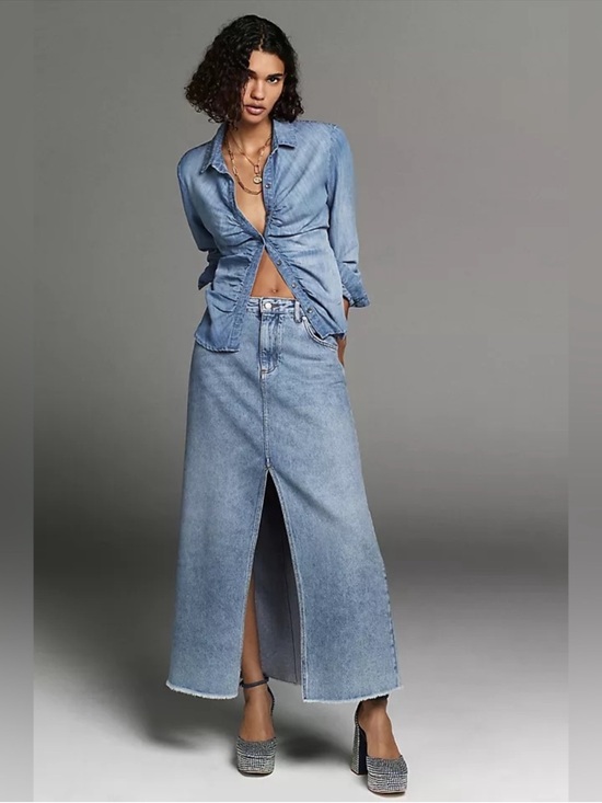 Pilcro Dresses & Skirts - Pilcro Anthropologie Denim Maxi Skirt Front Slit Raw Hem Size 8